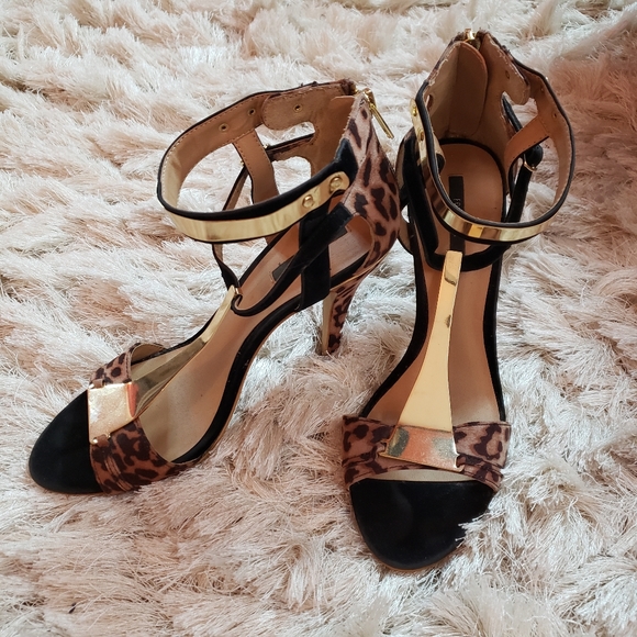 "Cheetahlicious" - Picture 2 of 3